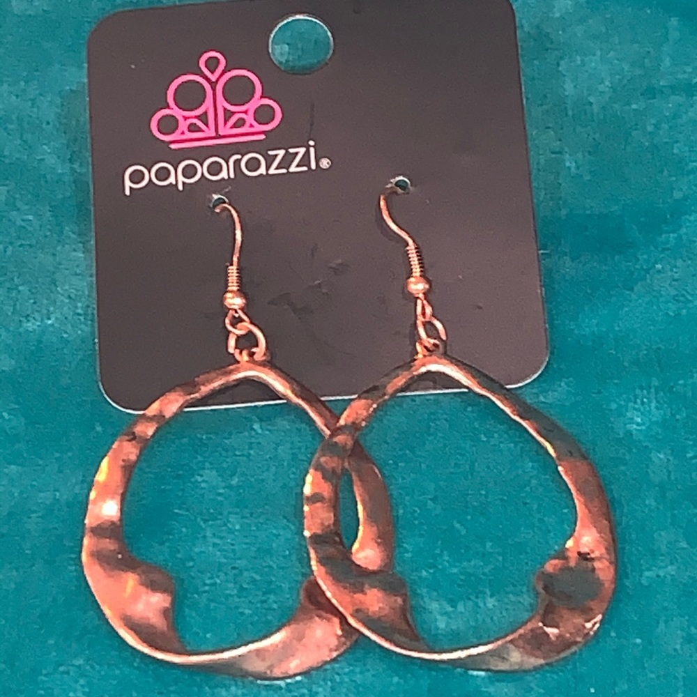 Paparazzi earrings